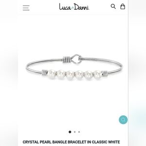 NWT Luca + Danni Crystal Pearl Bangle Bracelet in Classic white